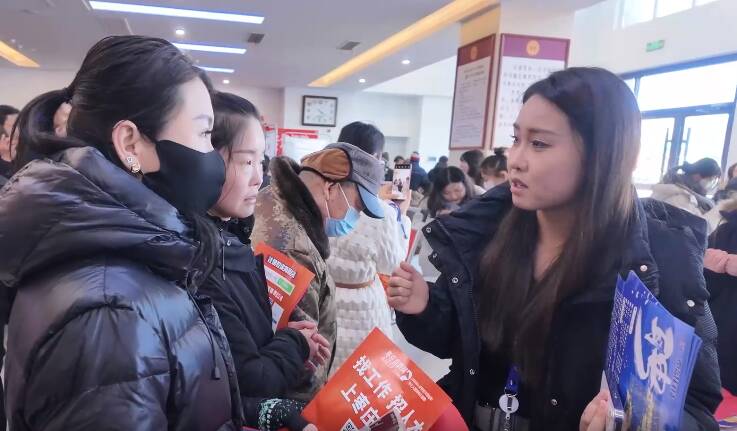 枣庄台儿庄35家企业供岗千余个  春分招聘行动人气爆棚