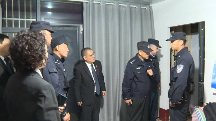 枣庄市台儿庄区人民法院开展“执行铁拳”集中专项行动