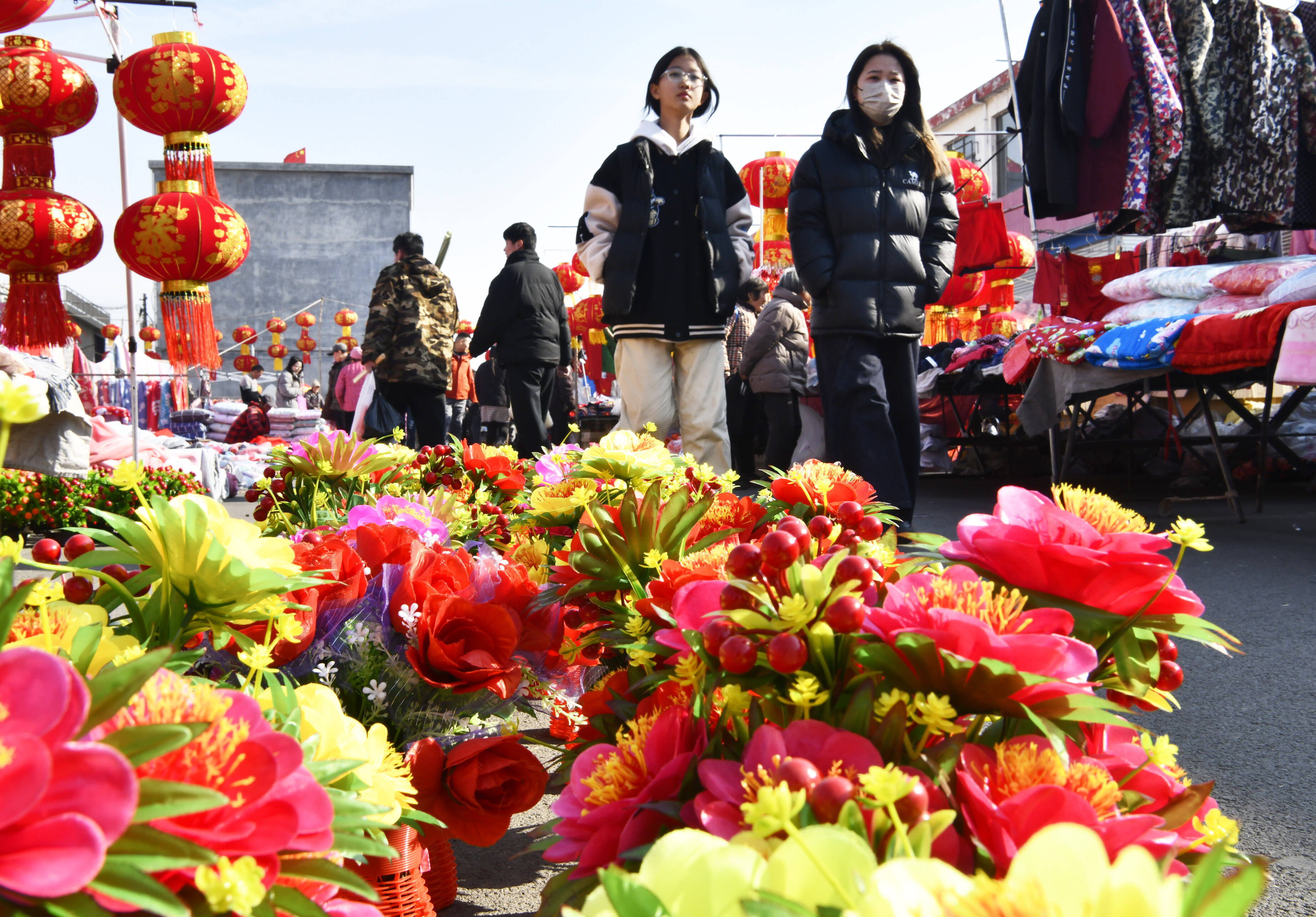 组图丨逛大集 购年货 枣庄乡村年集人气旺