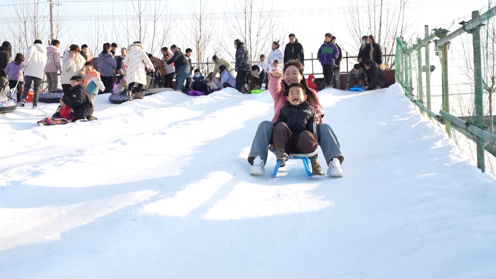 热“雪”来袭！枣庄薛城白楼湾开启冰雪嘉年华